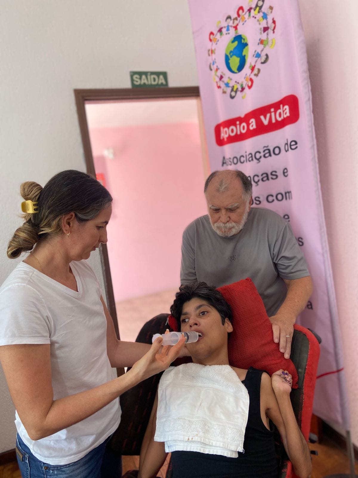 Cuidado direto a uma pessoa assistida pela instituição